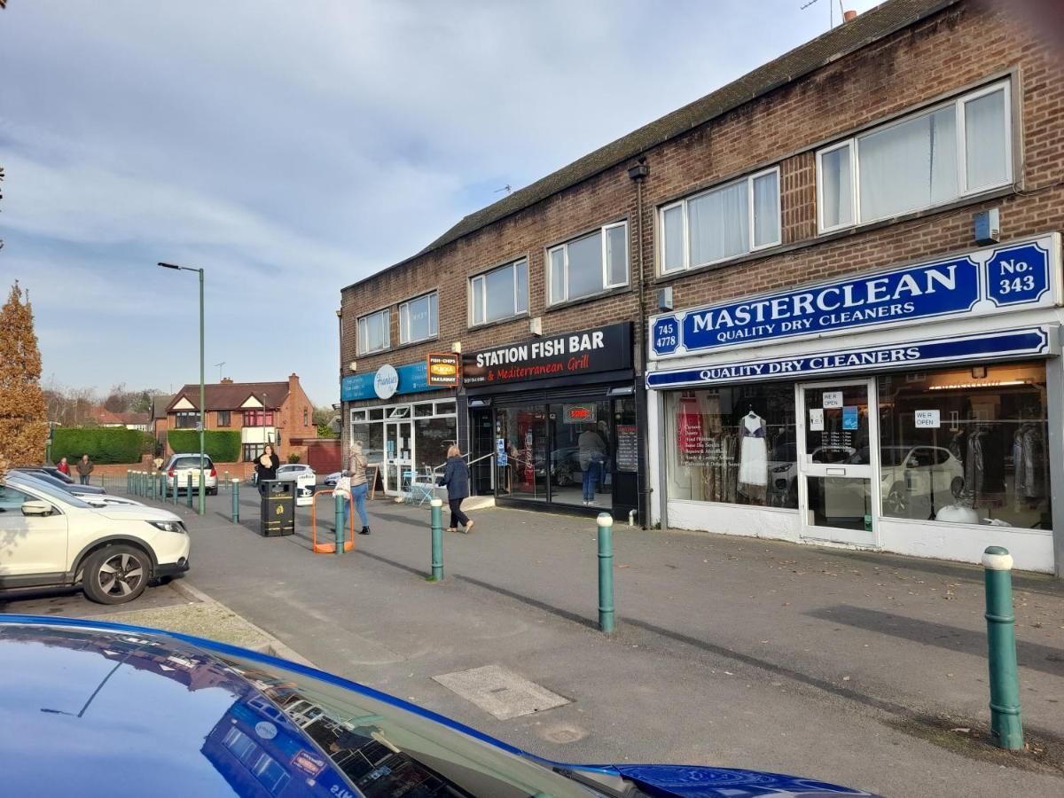 Penthouse Apartment Free Wi-Fi & Parking Occasional Bed Available Solihull Bagian luar foto